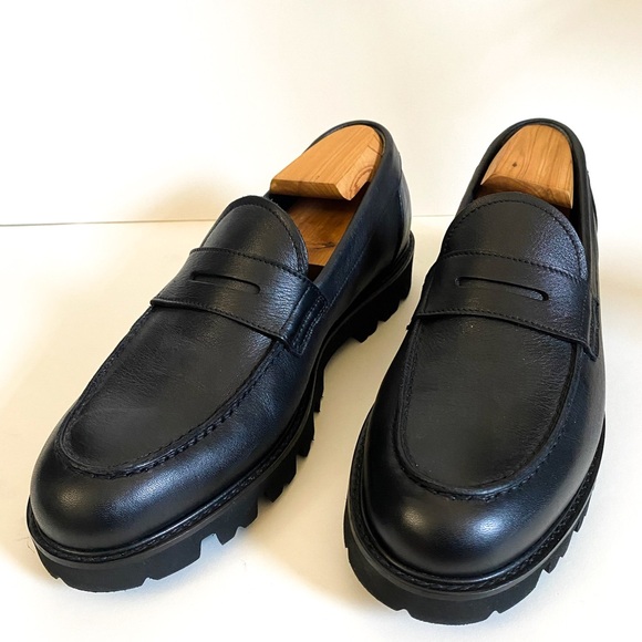 ✨HP✨ VINCE Comrade black leather loafers - Picture 2 of 5